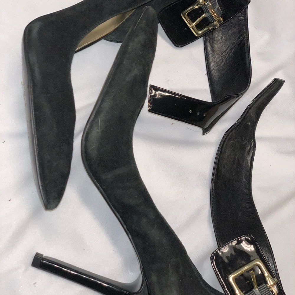 Guess heels